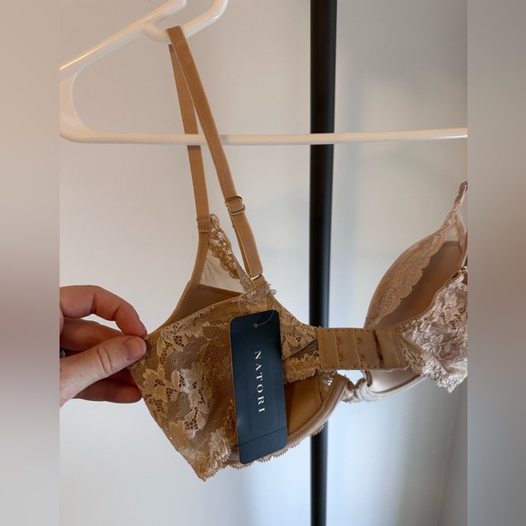 NEW with Tags Natori Lace Trimmed Bra in Nude - Picture 4 of 10